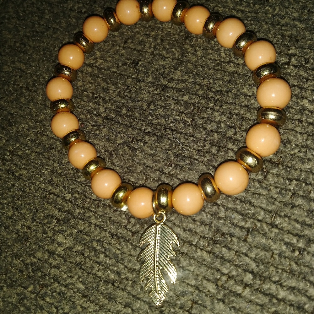 Bracelets - Picture 4 of 5